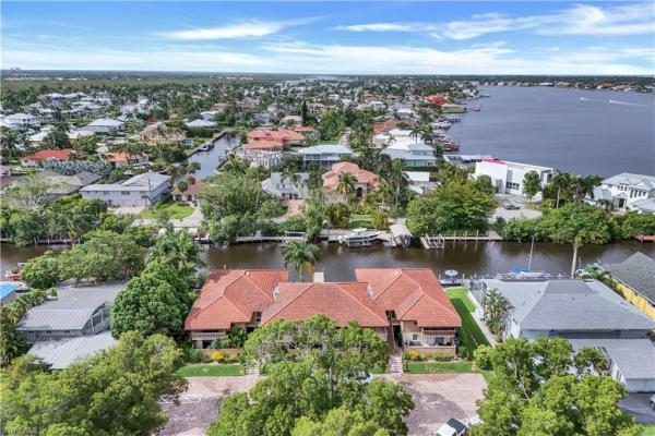 Oyster Bay, 1390 Chesapeake Ave, Naples, Florida 34102, image 2