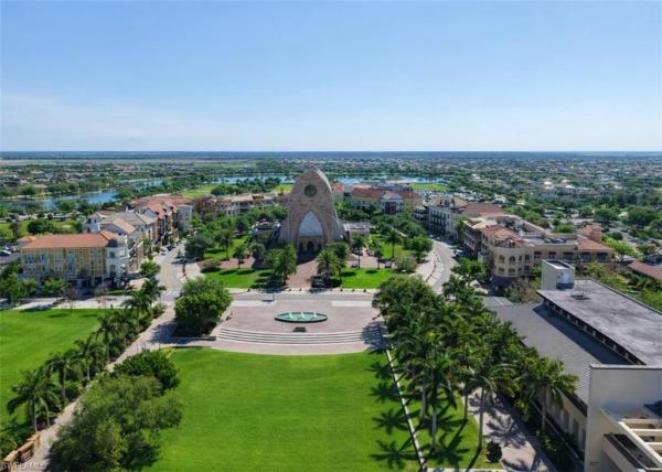 5690 Mayflower Way #606, Naples, Florida 34142, image 2