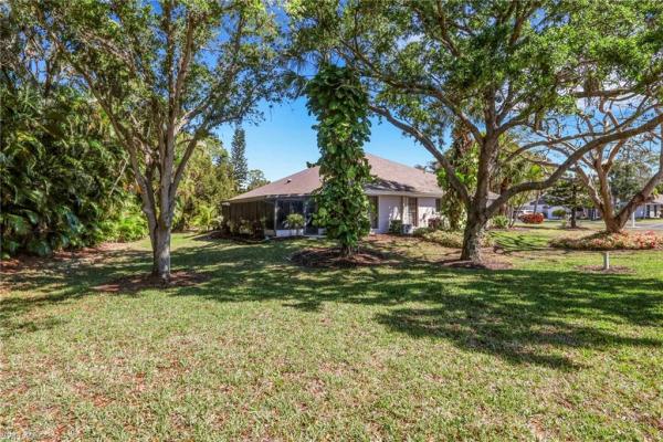 Imperial Park Place Villas, 13000 Imperial Park Pl #3L, Naples, Florida 34110, image 2