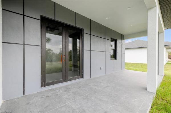 Lehigh Acres, 1211 E Cloplon St, Lehigh Acres, Florida 33974, image 2