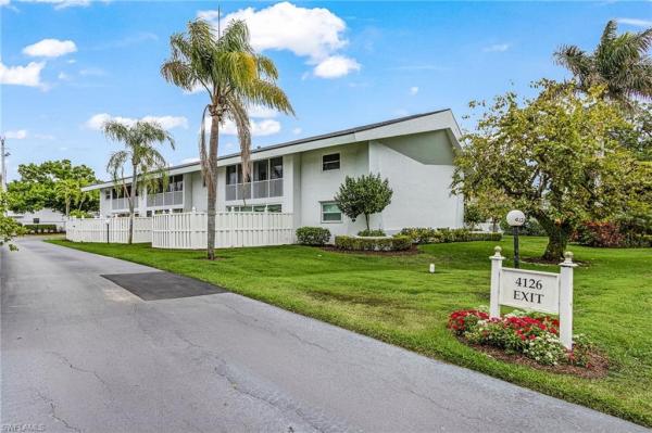 Park Place At Park Shore, 4126 Belair Ln #C4, Naples, Florida 34103, image 2