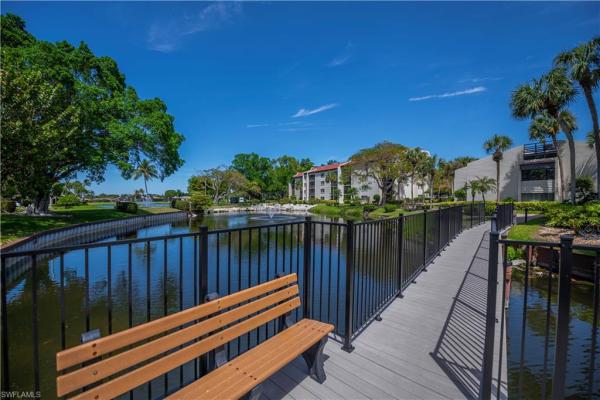 Windjammer Village, 4396 Bowsprit Ct #4E, Fort Myers, Florida 33919, image 2