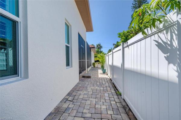 Naples Park, 730 N 95th Ave, Naples, Florida 34108, image 2
