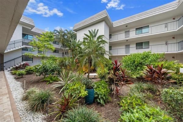 788 Park Shore Dr #D30, Naples, Florida 34103, image 1