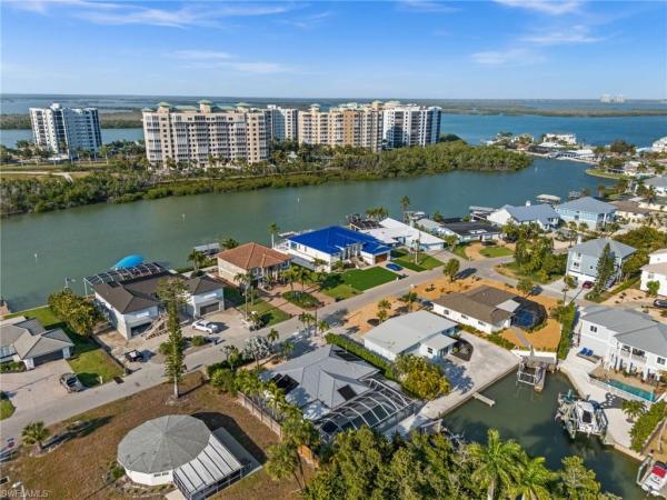 Laguna Shores, 8324 Lagoon Rd, Fort Myers Beach, Florida 33931, image 3