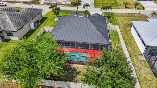 Cape Coral, 1223 40th Pl, Cape Coral, Florida 33993, image 2