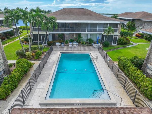 Tarpon Village, 330 Kon Tiki Dr #C7, Naples, Florida 34113, image 2