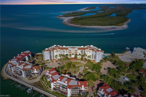 700 La Peninsula Blvd #404, Naples, Florida 34113, image 1