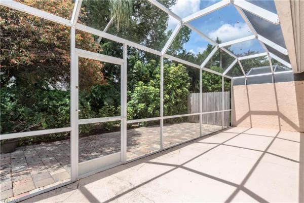 Tanglewood, 480 Saint Andrews Blvd #14, Naples, Florida 34113, image 2