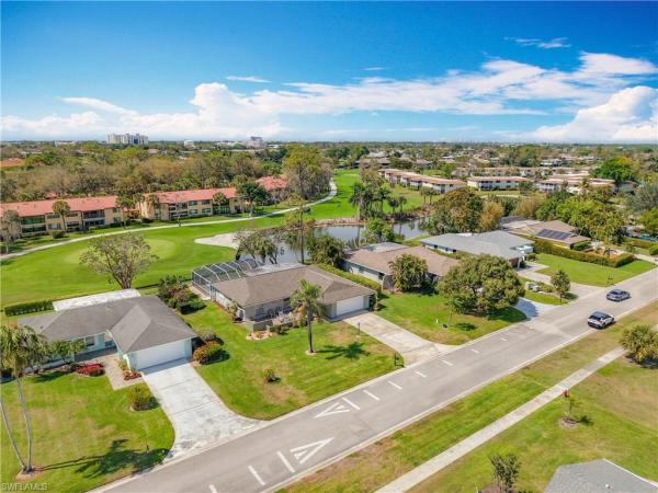 Lakewood, 4364 Beechwood Lake Dr, Naples, Florida 34112, image 2