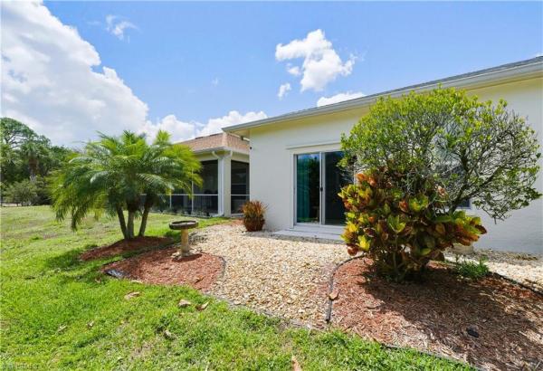 Maplewood, 415 Crossfield Cir #81, Naples, Florida 34104, image 1