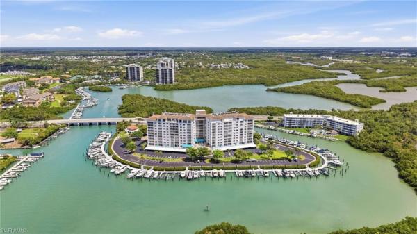 Marina Bay Club Of Naples, 13105 Vanderbilt Dr #407, Naples, Florida 34110, image 2