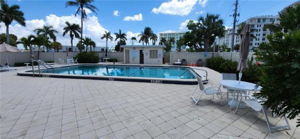 1100 N Gulf Shore Blvd #304, Naples, Florida 34102, image 1