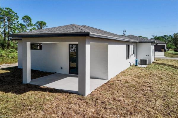 Lehigh Acres Residential, 322 S Loire Ave, Lehigh Acres, Florida 33974, image 1