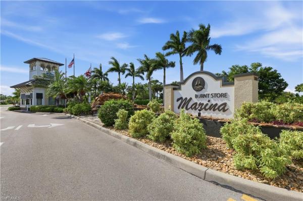 911 Linkside Way #22, Punta Gorda, Florida 33955, image 2