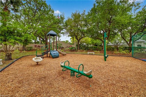 Colonial Oaks, 9935 N Colonial Walk, Estero, Florida 33928, image 2