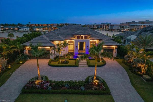 The Moorings, 210 Bay Pt, Naples, Florida 34103, image 1