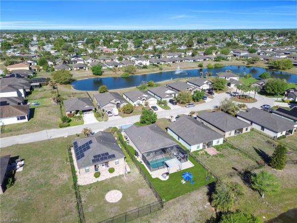 Shadow Lakes, 175 Shadowview Ct, Lehigh Acres, Florida 33974, image 2
