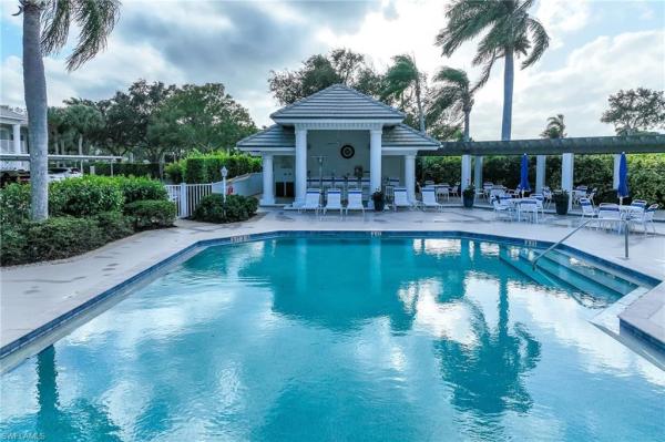 8161 Twelve Oaks Cir #512, Naples, Florida 34113, image 2