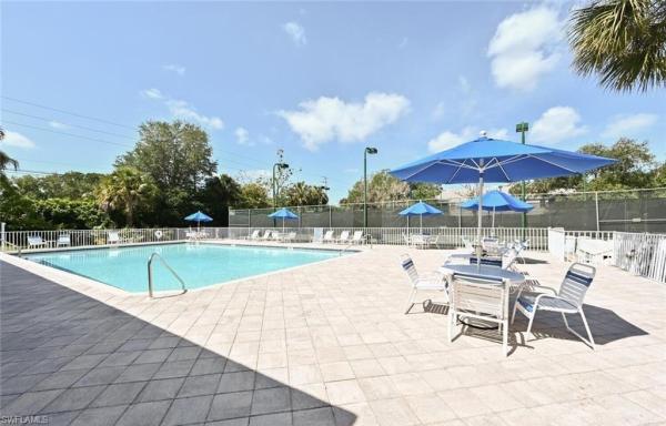 Fieldstone Village, 3775 Fieldstone Blvd #102, Naples, Florida 34109, image 2