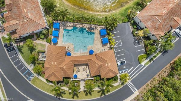 Carriage Homes At Livingston Lakes, 15181 Butler Lake Dr #201, Naples, Florida 34109, image 1