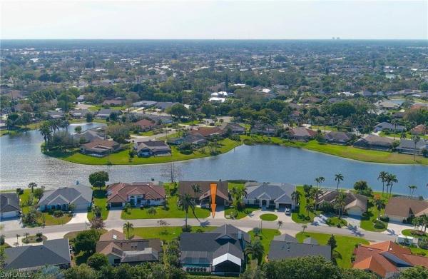 Kings Lake, 2307 Queens Way, Naples, Florida 34112, image 2