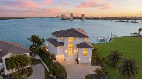 Laguna Shores, 280 Estrellita Dr, Fort Myers Beach, Florida 33931, image 3