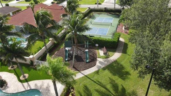 Chadwyck Square At Sir Michaels Place, 24941 Divot Dr, Bonita Springs, Florida 34135, image 1