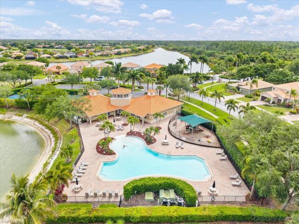 Valencia Lakes, 2099 Grove Dr, Naples, Florida 34120, image 3
