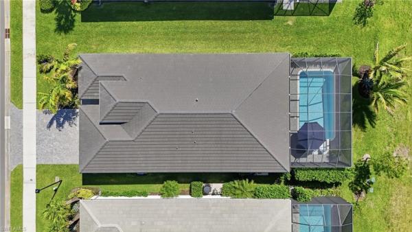 Valencia Trails, 12352 Dahlia Ct, Naples, Florida 34120, image 2