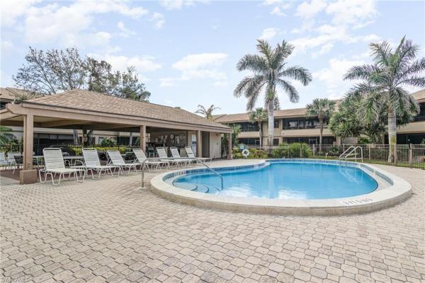 64 4th St #C103, Naples, Florida 34134, image 1