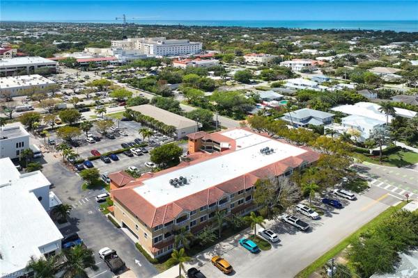 Residences Of City Centre At Olde Naples, 850 N 6th Ave #204, Naples, Florida 34102, image 3