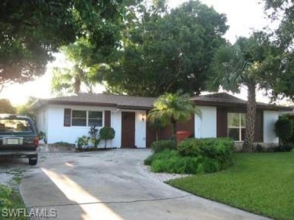 Bowling Green, 4813 Deleon St, Fort Myers, Florida 33907, image 1