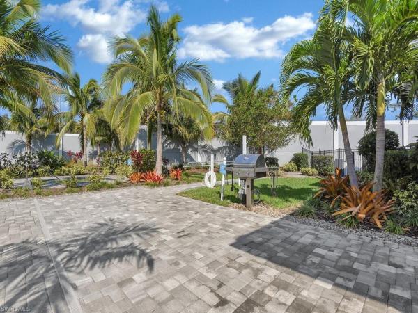 Seychelles, 2561 Seychelles Dr #308, Naples, Florida 34112, image 2