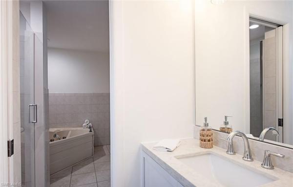 Naples Terrace, 1281 Diana Ave, Naples, Florida 34103, image 2