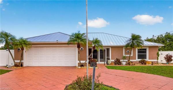 Morse Shores, 358 Morse Plz, Fort Myers, Florida 33905, image 1