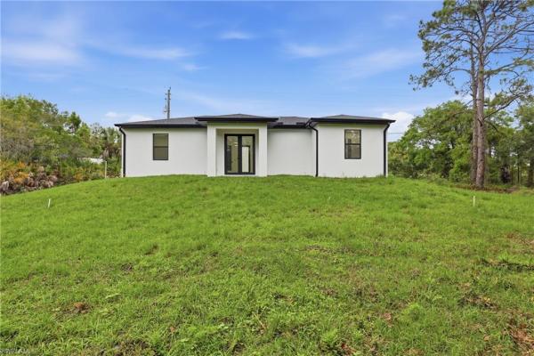 Lehigh Acres, 669 Windermere Dr, Lehigh Acres, Florida 33972, image 2