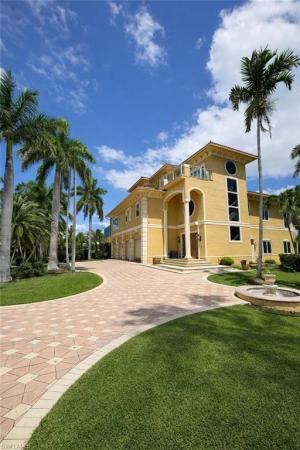242 Barefoot Beach Blvd, Naples, Florida 34134, image 1