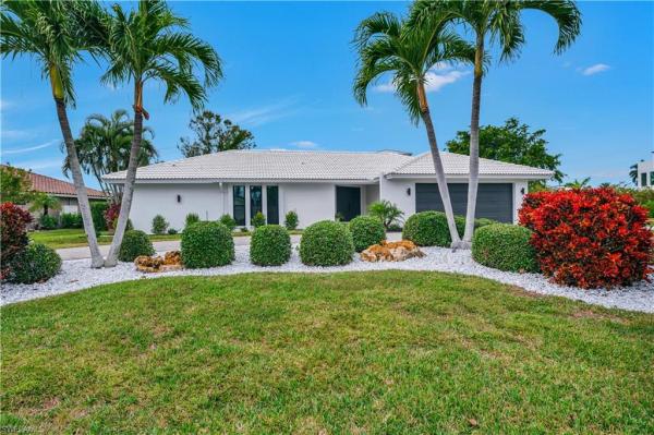 Park Shore, 3777 Fountainhead Ln, Naples, Florida 34103, image 1