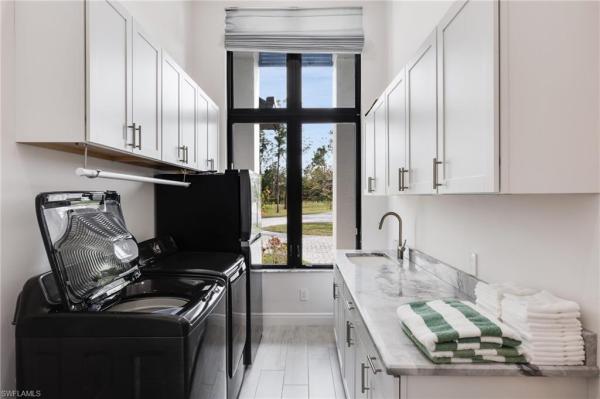 Livingston Woods, 6423 Livingston Woods Ln, Naples, Florida 34109, image 2