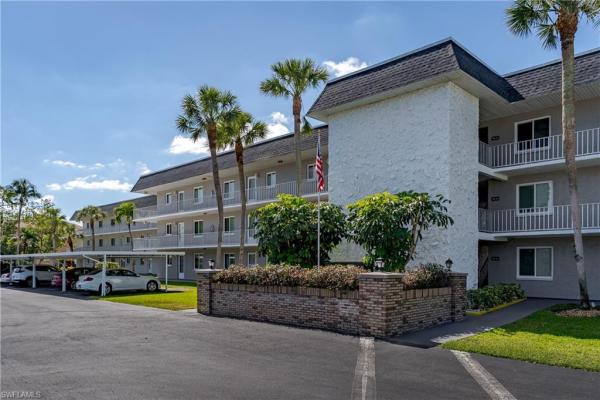Golf View Manor 2, 5515 Rattlesnake Hammock Rd #205, Naples, Florida 34113, image 2