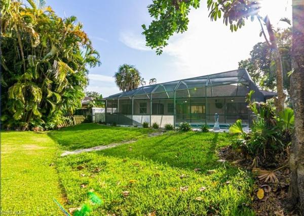 Forest Lakes, 1620 Forest Lakes Blvd, Naples, Florida 34105, image 2