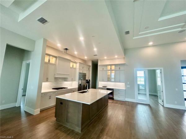 Caymas, 9448 Loquat Ln, Naples, Florida 34114, image 2