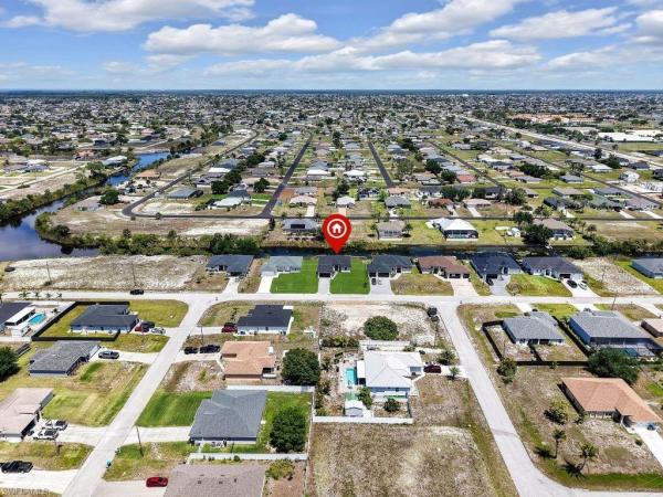 Cape Coral Residential, 1721 2nd St, Cape Coral, Florida 33993, image 1