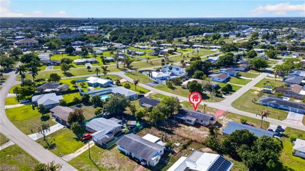Lehigh Acres, 223 Punta Alta Ct, Lehigh Acres, Florida 33936, image 2