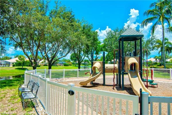 San Remo, 28719 Alessandria Cir, Bonita Springs, Florida 34135, image 3