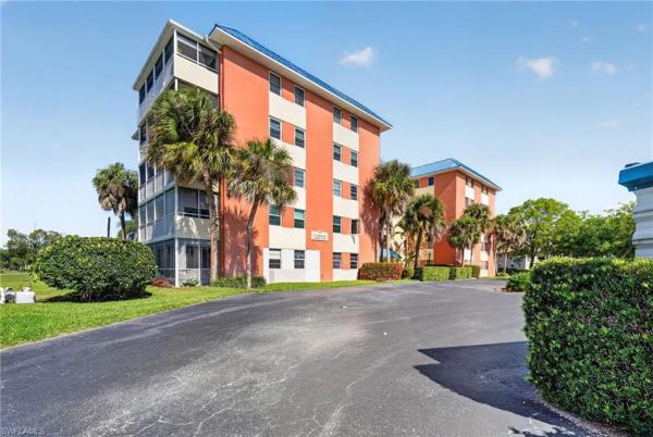 200 Pebble Beach Blvd #D103, Naples, Florida 34113, image 1