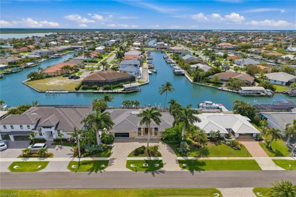 Marco Beach, 1741 Wavecrest Ct, Marco Island, Florida 34145, image 3