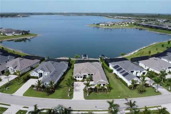 WildBlue, 17314 Blue Sapphire Dr, Fort Myers, Florida 33913, image 3