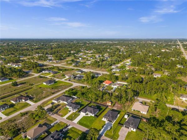 Lehigh Acres Residential, 763 S Andover Ave, Lehigh Acres, Florida 33974, image 2